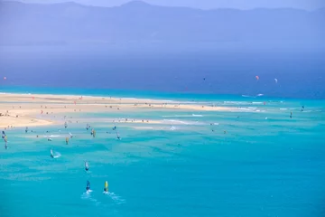 Photo sur Plexiglas Plage de Sotavento, Fuerteventura, Îles Canaries Aerial view of Sotavento beach with sailboats during the World Championship on the Canary Island of Fuerteventura.