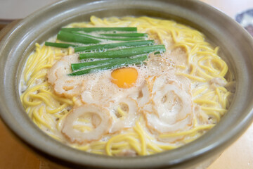 高知の名物・鍋焼きラーメン