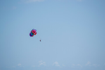 Fototapeta na wymiar Parachute attraction on the Black Sea