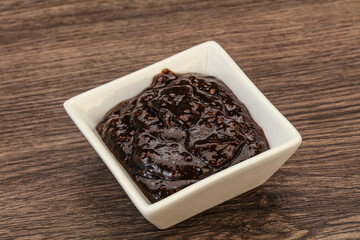 Black Pepper sauce in the bowl