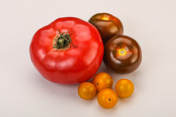 Tomato mix - red, yellow and cumato