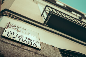 Obraz premium Sword Street in a corner. Cinematic street.