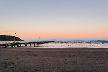 朝の岡本桟橋の景色