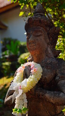 祈りに花を添えて