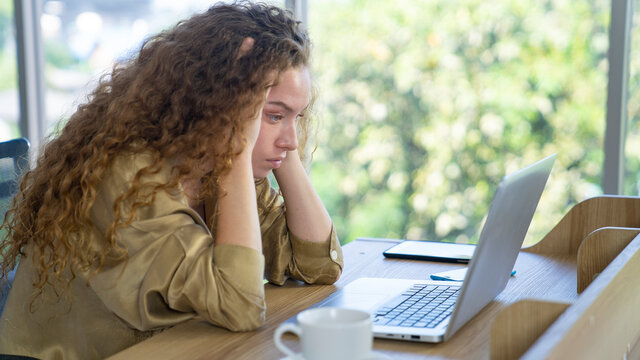 curly hair woman working