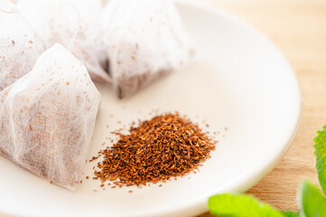 ルイボスティーの赤い粉末