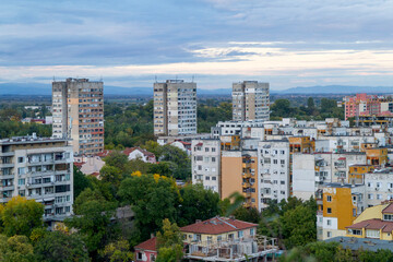 Panoramica, panoramic, vista, view, paisaje, landscape o skyline de la ciudad de Plovdiv, pais de Bulgaria