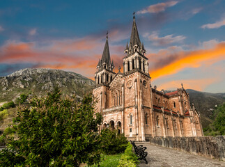 Basílica de Covadonga en Asturias