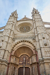 Fototapeta na wymiar cathedral La Seu in Palma de Mallorca, Spain