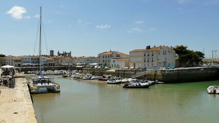 Le port de plaisance de la ville de La Flotte sur l’Ile de Ré 