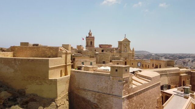 Mauern der Zitadelle von Gozo in der Stadt Victoria - Malta