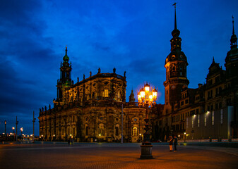 Fototapeta na wymiar Evening Dresden in autumn.