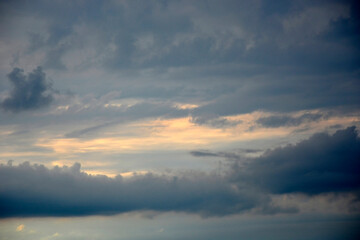 Obraz premium The sky at sunset. Clouds of the night sky.