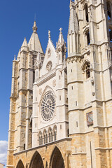 Fototapeta na wymiar Cathedral of the city of Leon, Spain