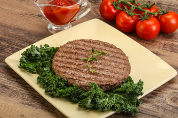 Grilled beef cutlet for burger