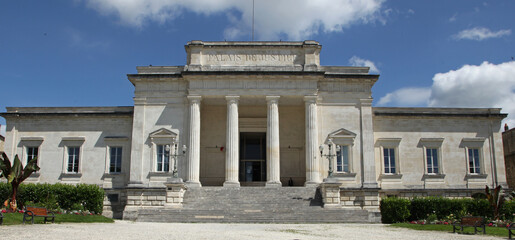Palais de justice de Saintes