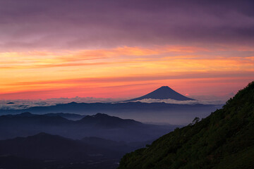 Fototapeta premium mountain at sunset