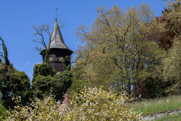 Türmchen in der Landschaft
