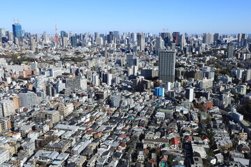 高層ビルから見る都市風景