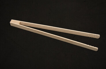 wooden pliers for barbecues