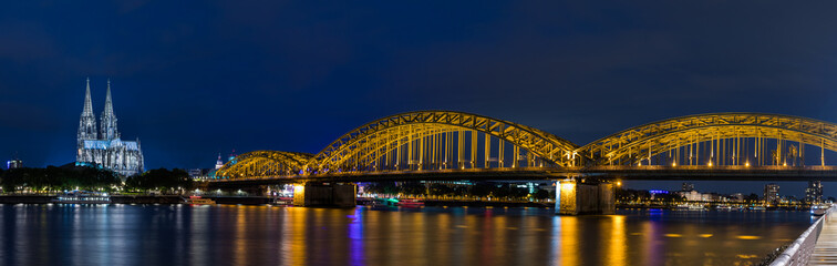 Kölner Dom und Hohenzollernbrücke