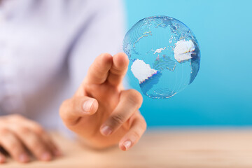 Structure of world economy, communication network global