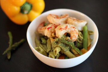 vegetables and shrimp, shrimp in a bowl, food, meal, dinner, bowl, dish, 