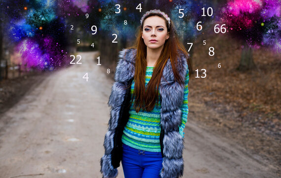 Woman numbers, space and numerology
