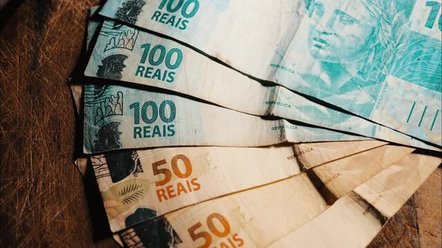 Real, Brazilian currency, fifty and one hundred reais notes