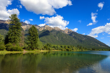 Fototapeta na wymiar Norbury Lake Provincial Park British Columbia
