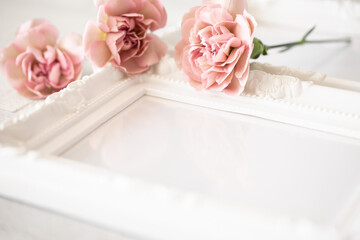 ピンクの花の背景　母の日や結婚式のカード