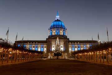 San Francisco City Hall lit in blue and white on 1st Night of Hannukah