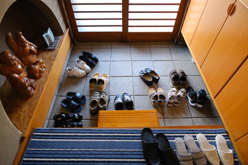 日本　玄関　靴　Japanese architecture entrance shoes