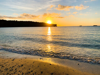 夕焼けと海の風景