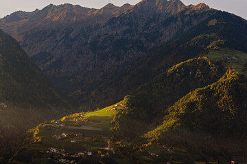Berge des Passeiertal im letzten Abendlicht