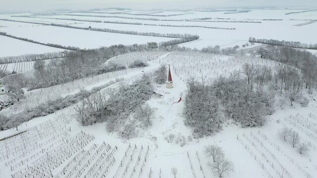 Nieder&ouml;sterreich im Winter. Kellergasse Galgenberg bei Wildend&uuml;rnbach.