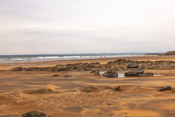 Fototapeta na wymiar view of the beach in ireland