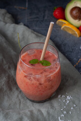 Isotonic. Electrolyte drink from Dr. Berg