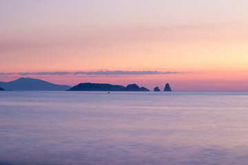 Fototapeta na wymiar Medes islands from pals beach at sunrise