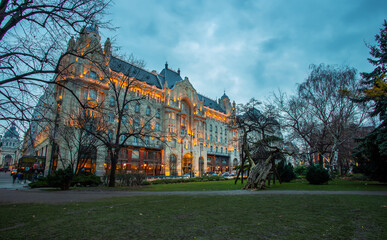 Fototapeta na wymiar Panorama with Four Seasons Hotel Gresham Palace