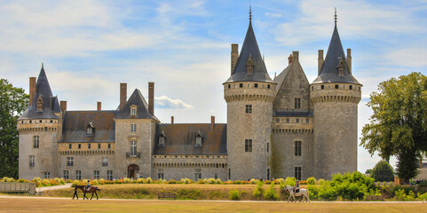 Sully-sur-Loire, château de la Loire	

