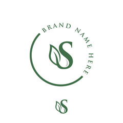 Logo initials letter S with leaves and dew drops negative space, perfect for spa, boutique, beauty, skincare, cosmetics, etc