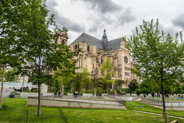 Fototapeta na wymiar Beautiful gothic church Saint Eustache in Paris
