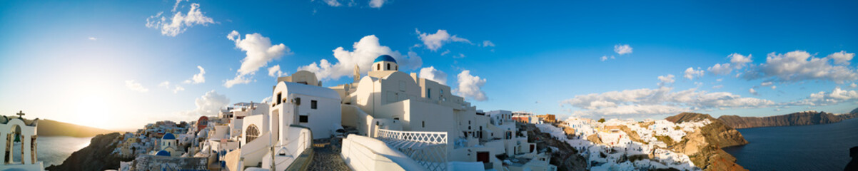 Fototapeta premium Panorama of Oia village in Santorini. Greece