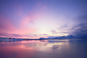 wenn sich der Himmel rosa färbt