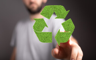 3d rendering of green recycle icon