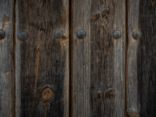 textura madera antigua con clavos metálicos negros