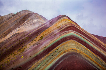 MONTAÑA DE LOS SIETE COLORES EN PERU