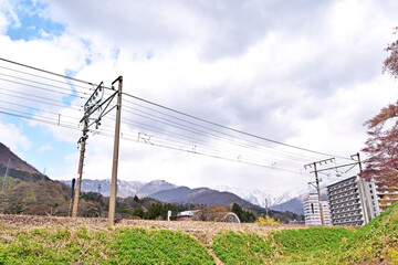 Fototapeta premium 【群馬県利根郡】春の水上 上越線線線路