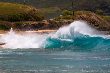 Big breaking waves on the Beach - 472330470